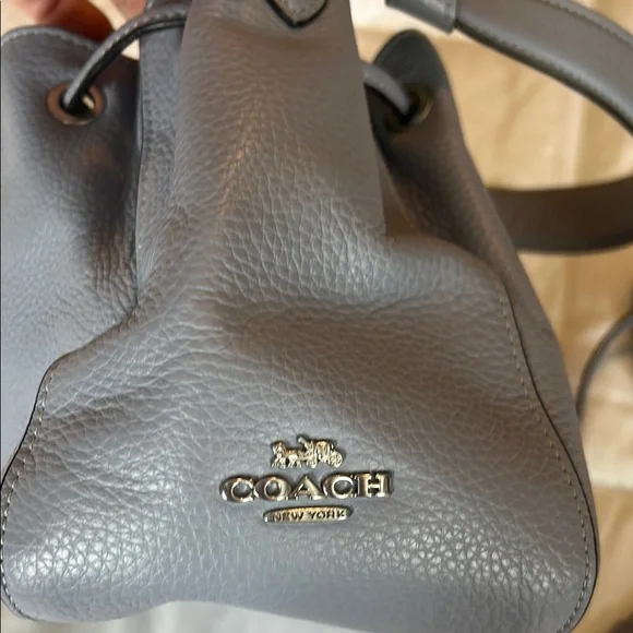 Coach periwinkle Shoulder Bag or crossbody (come with strap) with Sleek Design - Picture 2 of 4